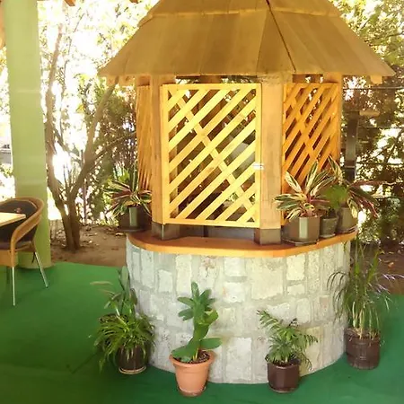 Bed & Breakfast Karavan Raška