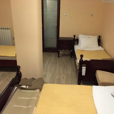 Bed & Breakfast Karavan Raška